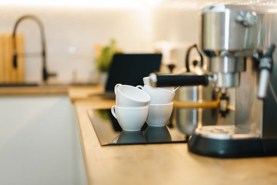 Kaffemaskiner: En komplett guide til valg og bruk